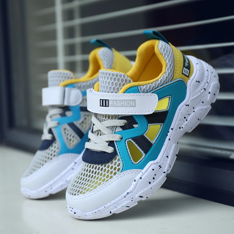 ULKNN واحدة صافي الأحذية الفتيان شبكة أحذية رياضية الفتيان الصيف الجوف تنفس الاطفال شبكة حذاء كاجوال الأطفال الصيف عارضة