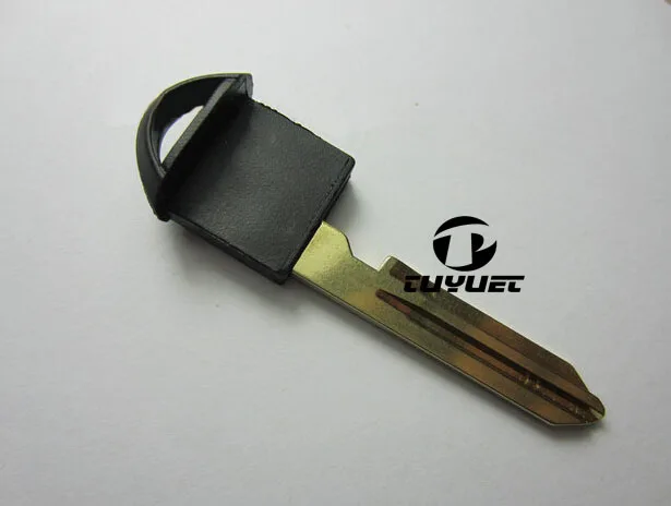 Spare smart key blade for Infiniti Small Emergency Small Key for Nissan Trail Teana Tiida Qashqai