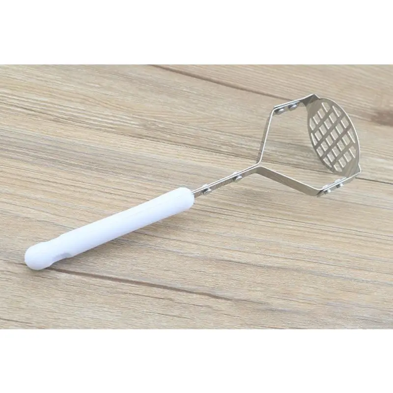

Potato Masher Ricer With Broad Ergonomic-Fine-grid Mashing Plate for Smooth Mashed Potatoes Vegetables And Fruits