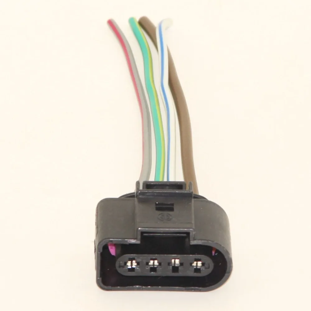 1Pcs New Car Engine Ignition Coils Plug Pigtail Connector For VW Passat