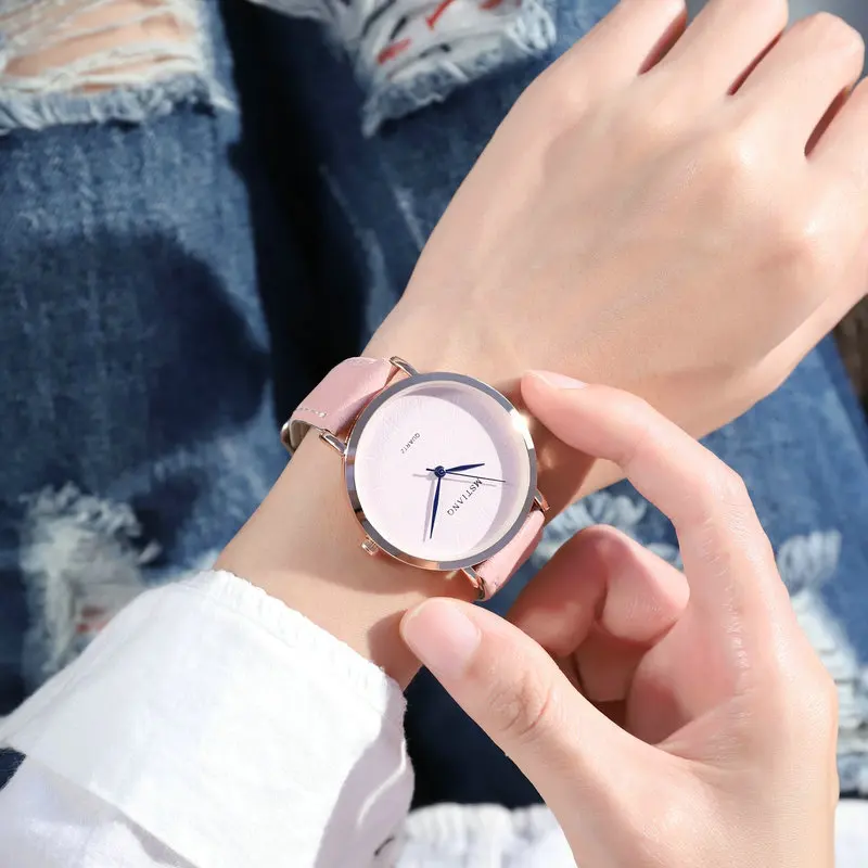 

New Couple Watch Quartz Men's Ladies Wrist Watches Analog Brown Fashion Simple Leather Strap Valentine Love Birthday Gift