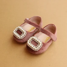 С бусинами и драгоценными камнями и квадратной пряжкой; для маленьких девочек; тонкие туфли принцессы кожаная обувь для детей от 1 до 2 лет детские, с мягкой подошвой Повседневная детская обувь A1