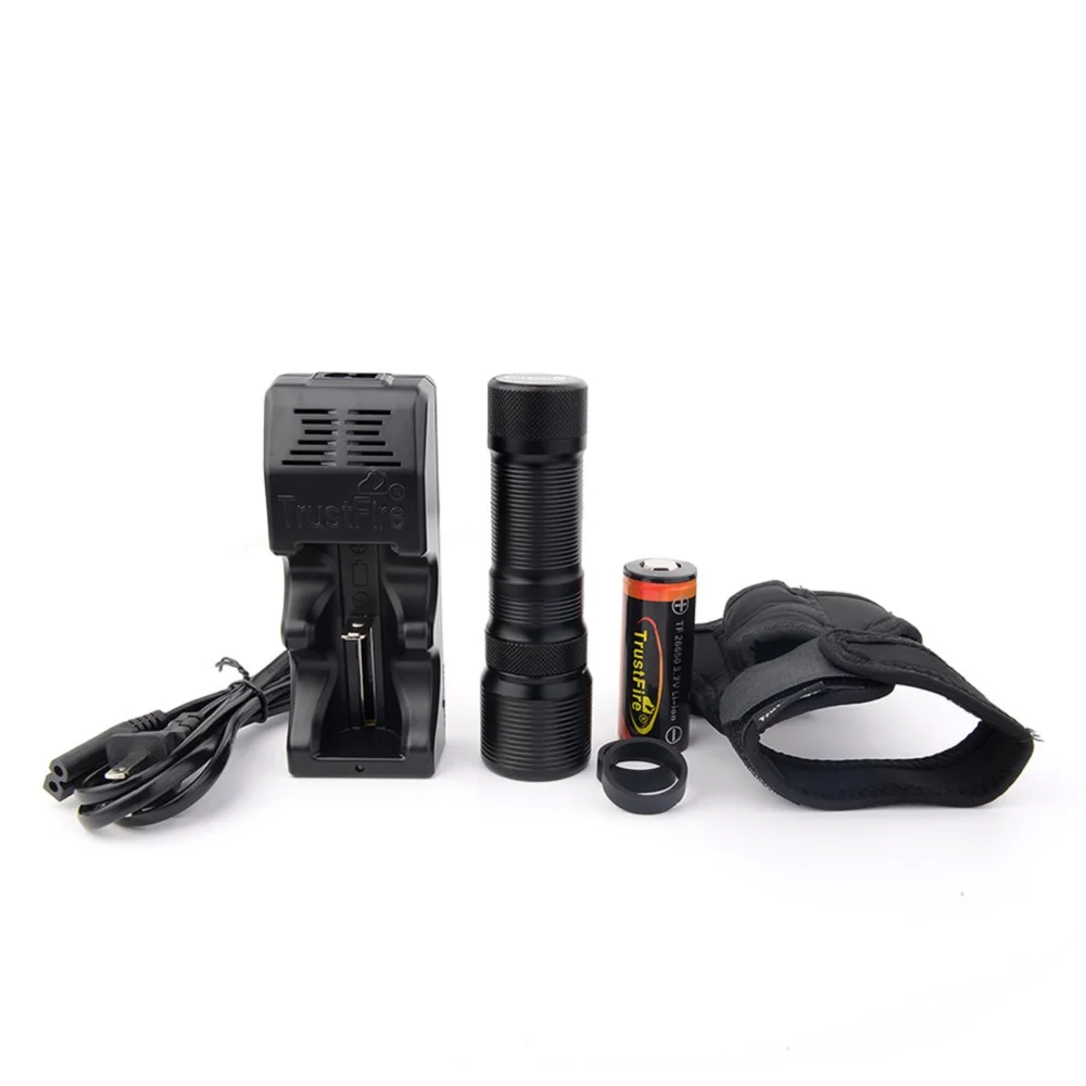 

XM-L2 LED Diving Flashlight TrustFire DF008 Dive Torch Magnetic Rotating Waterproof underwater light 26650 rechargeable lamp