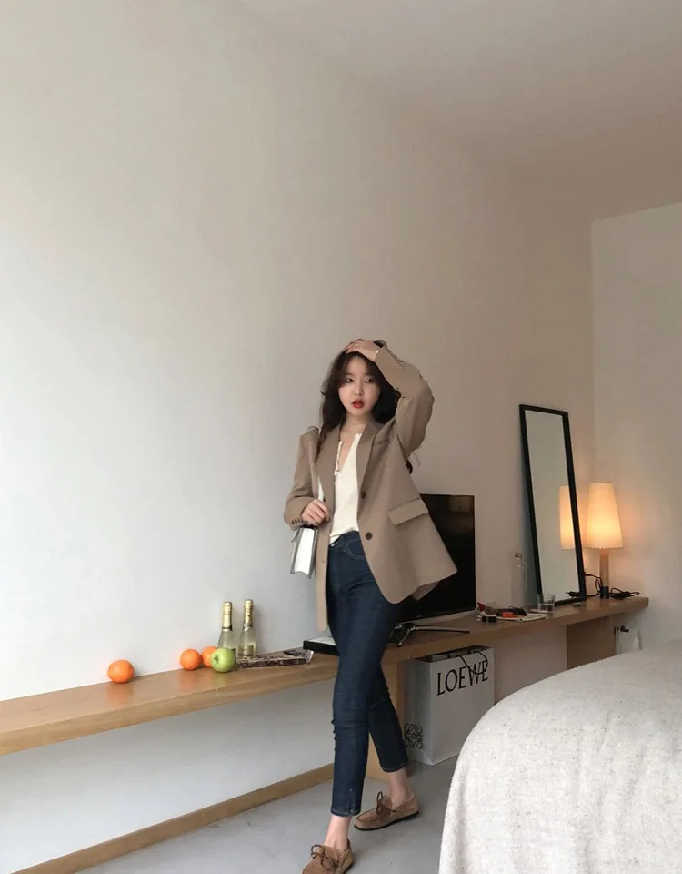 Women Blazer Single Breasted Regular Length Solid Notched Pockets Full Sleeve Korean England Style