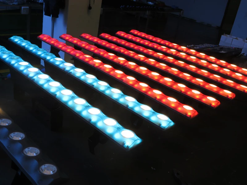 Красочный меняющийся СВЕТОДИОДНЫЙ матричный светильник заливающего света сценический эффект света для концертного проекционного