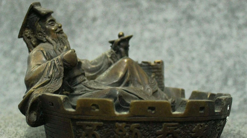 

5" Chinese Bronze Emperor Qin shihuang lean against Great wall Hold Cup Ashtray