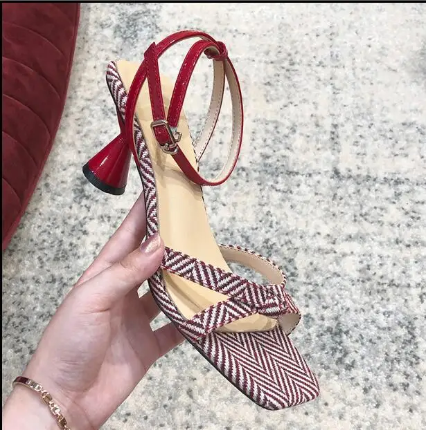 

New shallow mouth square head single shoes striped high heels female casual simple back toe thick toe with a word with sandals w