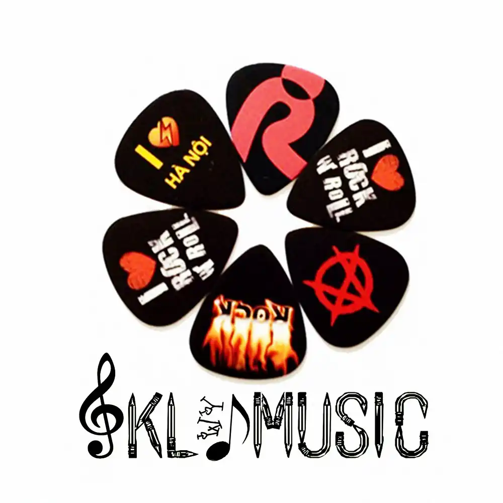 Hot Sale Cheap Famous Band Logo Guitar Pick Strumenti Musicali