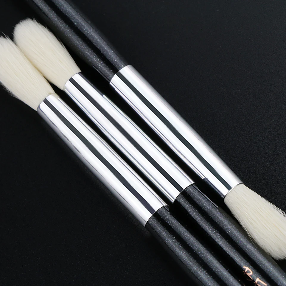 Black Eyeshadow Makeup Brushes Tapered Blending Highlight Foundation Natural Goat Hair 1Pc
