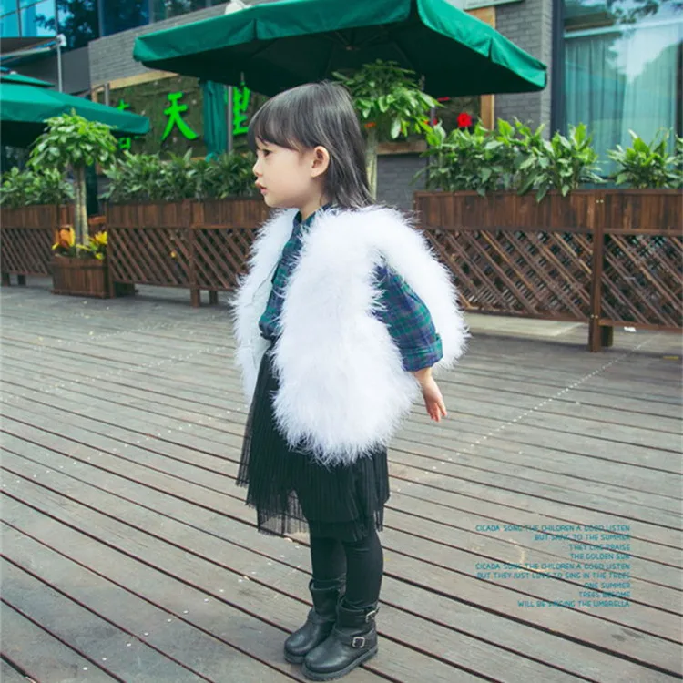 

2019 Winter Little Girls Ostrich Fur Vest Short Turkey Feather Waist for girl Kid Natural Tacchino fur jackets fire chicken coat