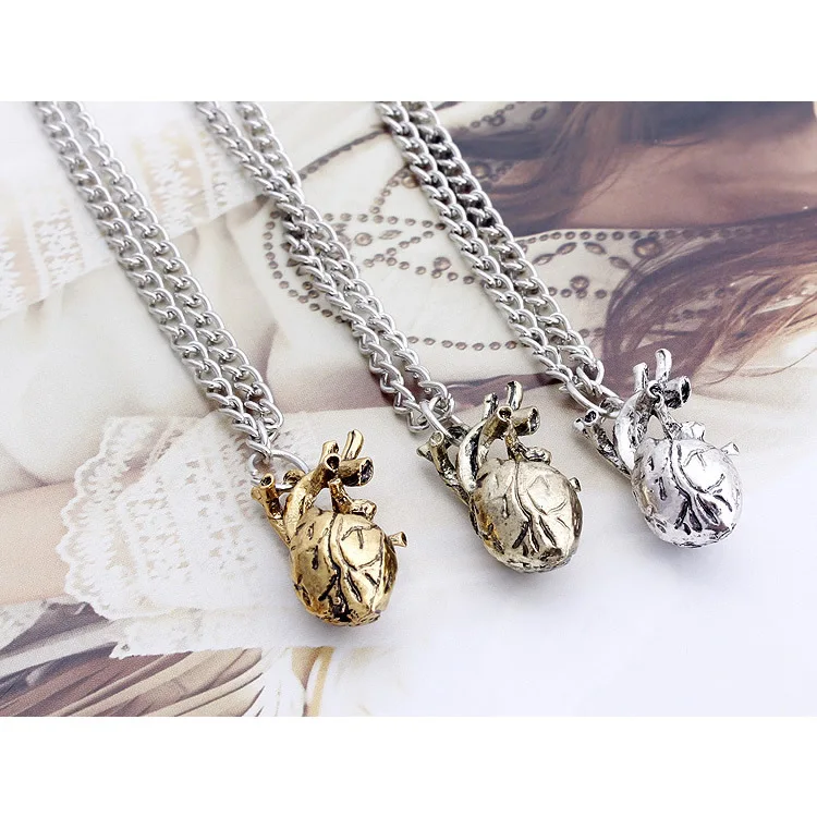 2pcs Retro Anatomical Human-Heart Pendant Necklace Sweater Chain Alloy Jewelry 2pcs Retro Anatomical Human-Heart Pendant Necklace Sweater Chain Alloy Jewelry