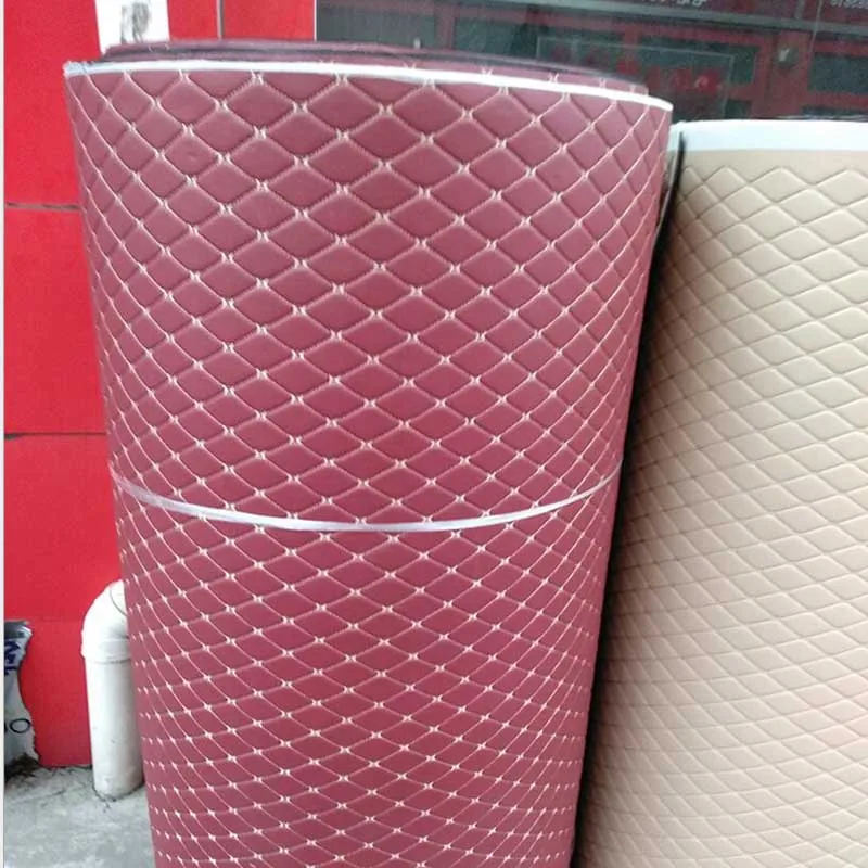 Comprar Venta al por mayor XPE material de fibra de cuero alfombrilla de coche alfombrilla impermeable suministros de coche tapete para equipaje