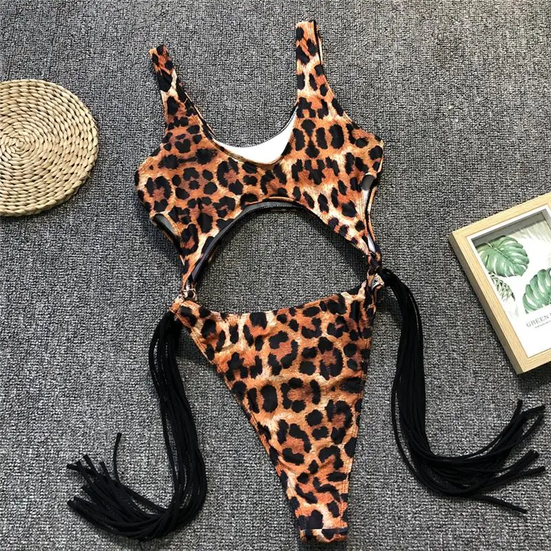Misnatação maiô com estampa de oncinha, roupa