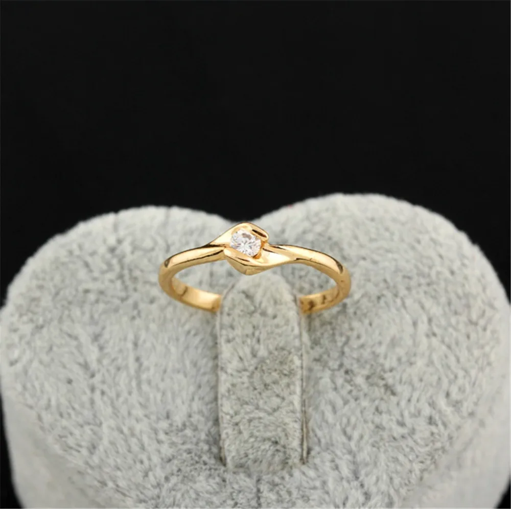 

Gussiarro Video Show Rings / High quality Wholesale Simple Ring Fashion Gold Color Ring Women's Exclusive Couple Wedding Ring