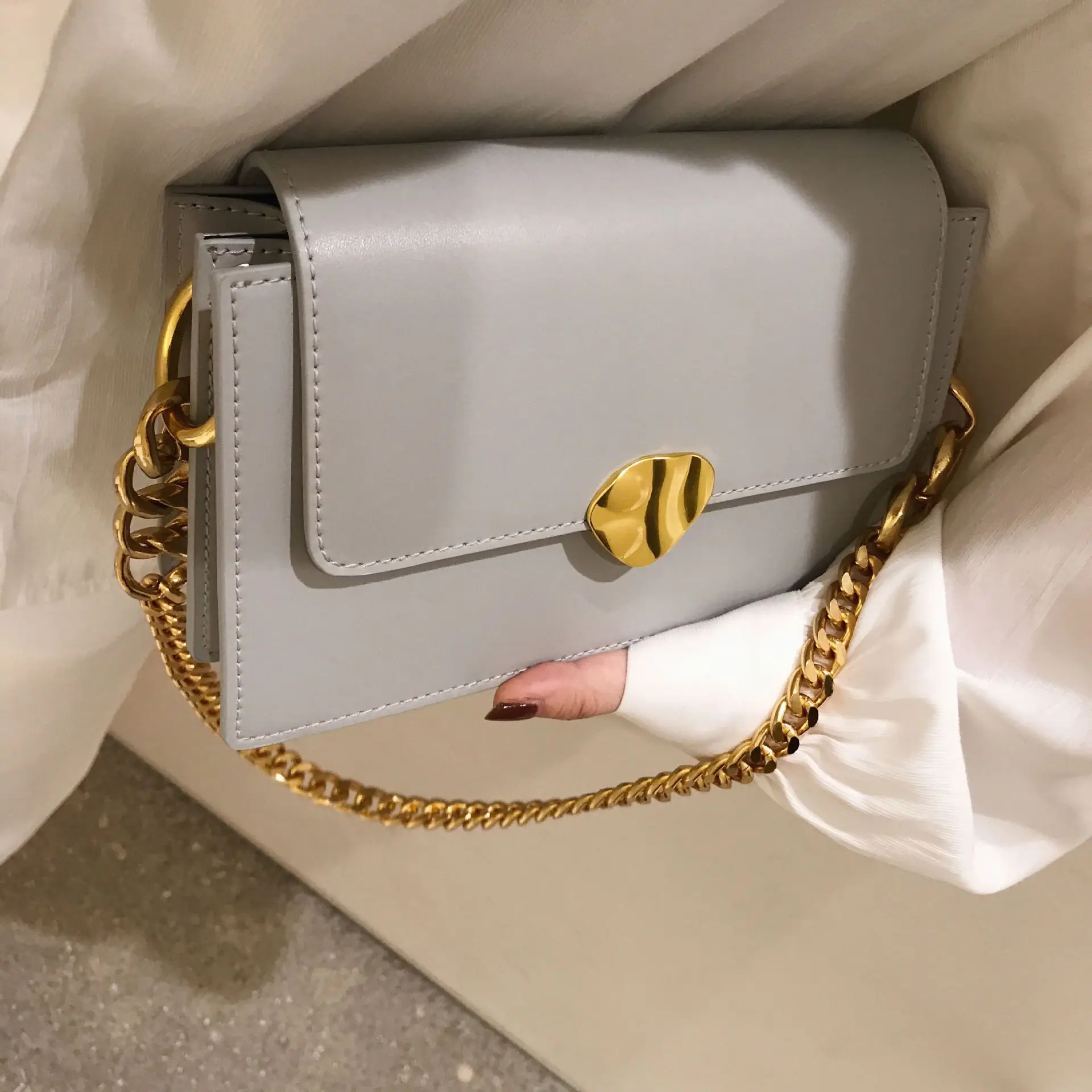 

Flip Square Totes bag Fashion New High Quality Straw Women's Designer Handbag Lock Chain Shoulder Messenger crossbody bags