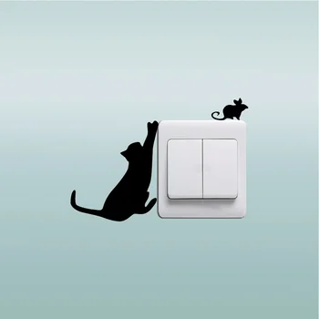 

7.8*11.8cm Cat Catching Mouse Silhouette Light Sticker Funny Animal Vinyl Decal For Home Decoration