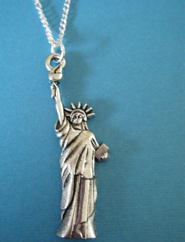 Vintage Silver Statue of Liberty Charms Chain Necklace Pendants Collar