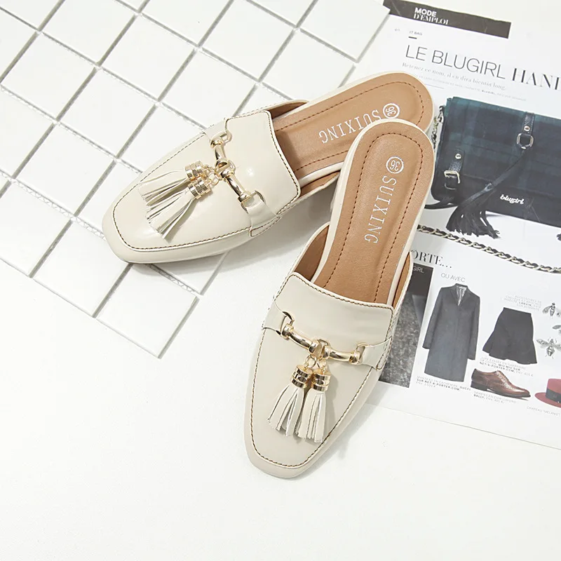 square low heel slides