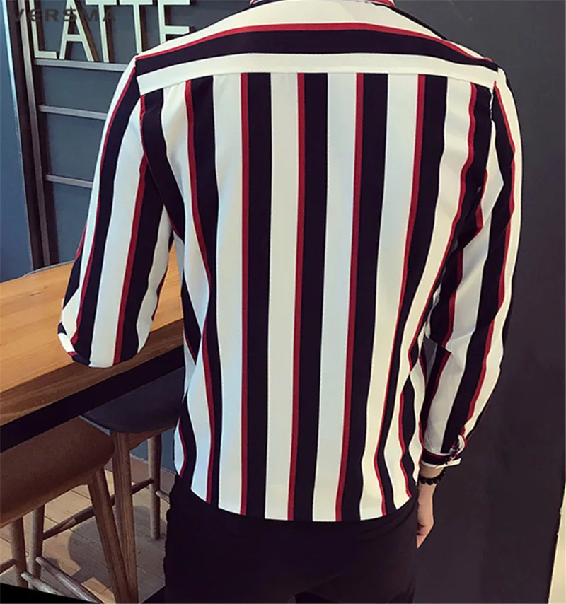 2 (20)