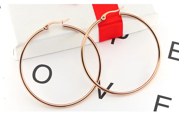 10059490820_996853077