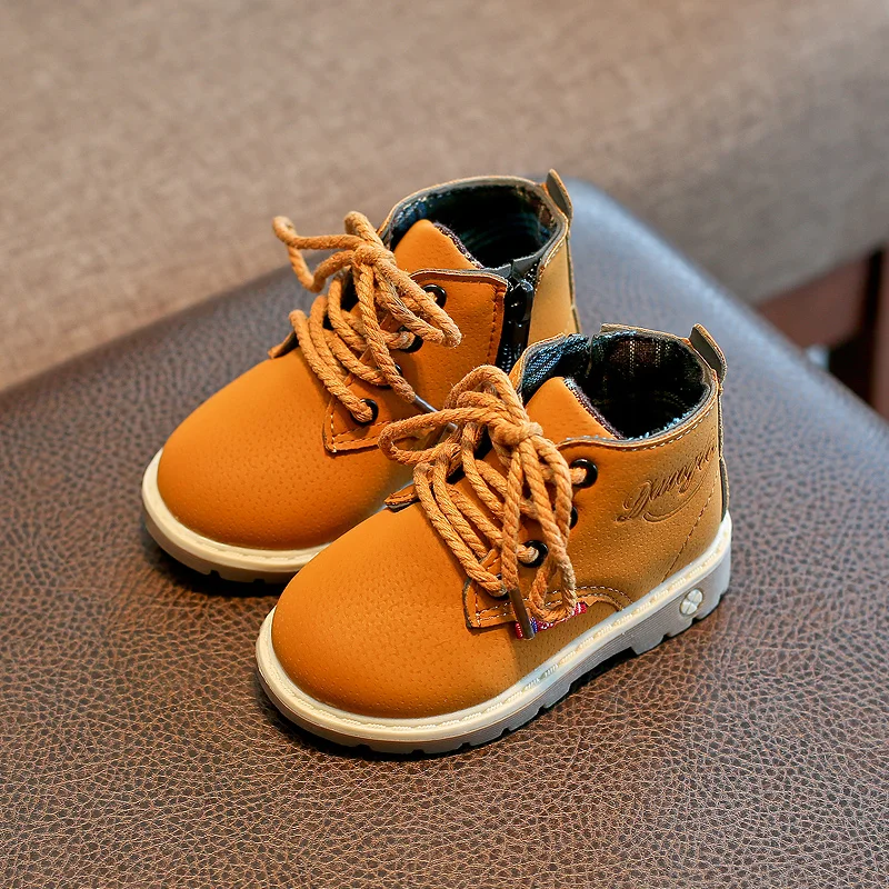 

Children Shoes 2017 Autumn New Boys Boots Winter Girls Fashion Leather Martin Boots Kids Montorcycle British Style Boots For Boy