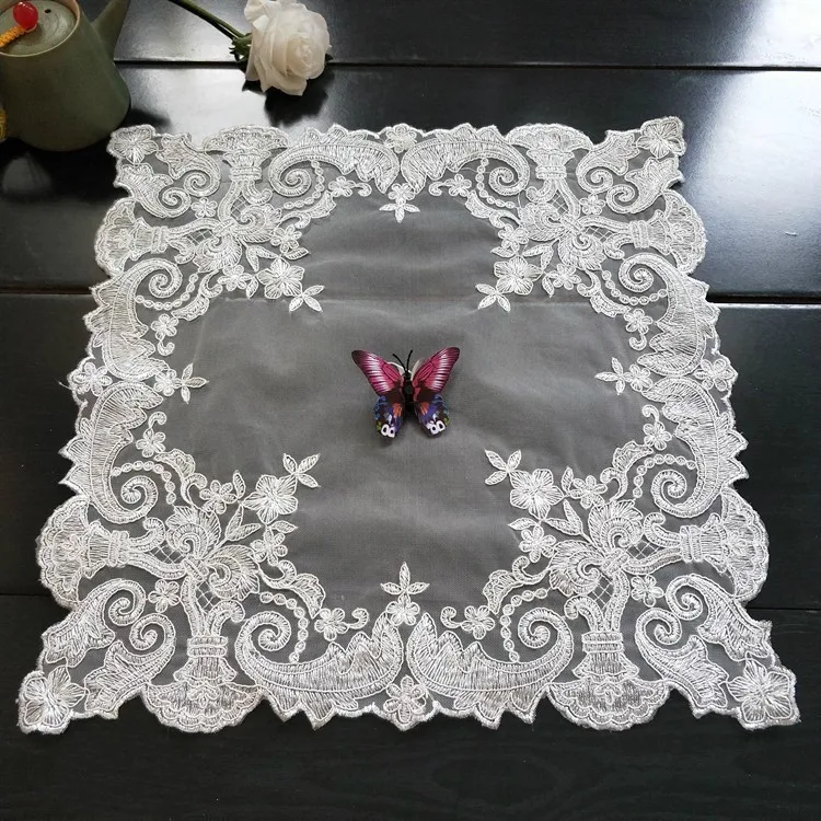 

Square 40cm European-style Coaster Insulation Fabric Placemat Embroidered Tea Set Fruit Plate Vase Pad Dining Coffee Table Mat