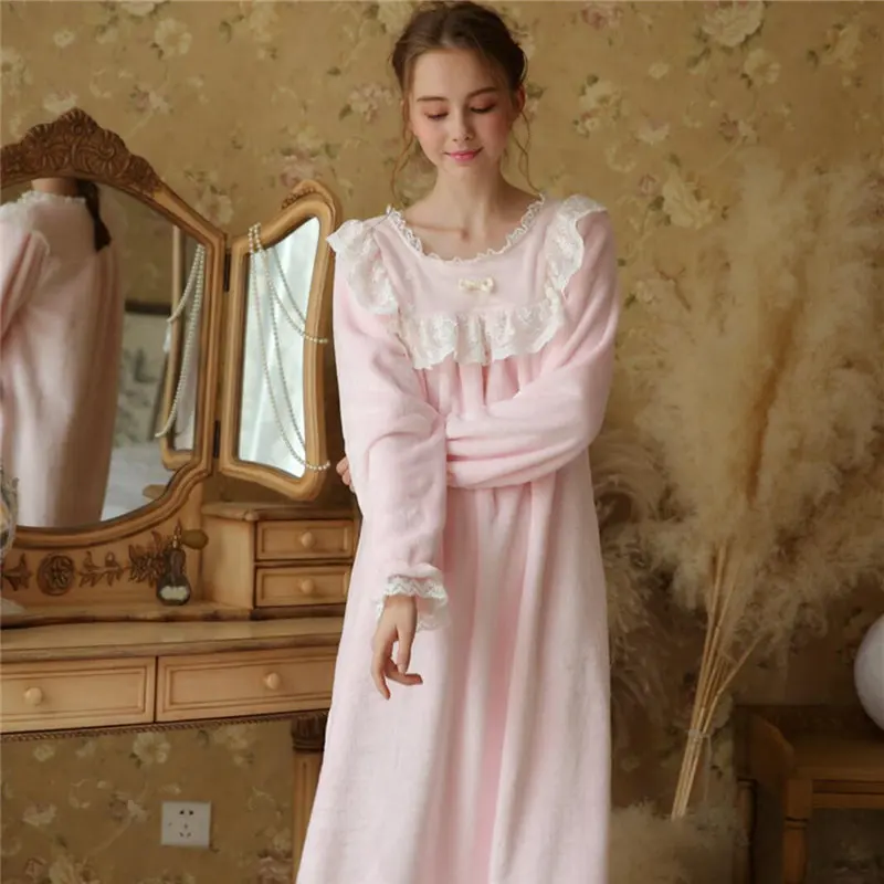 vintage womens nightgowns