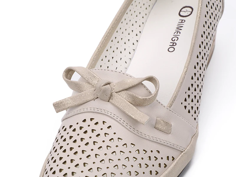 AIMEIGAO Big Size Women Sandals PU Soft Leather Low Heels Comfortable Shoes Elegant Bow Tie Summer Shoes High Quality