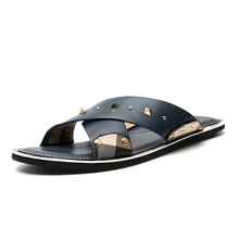 Logo sandal