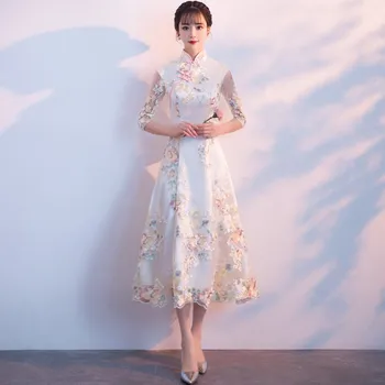 

Traditional Evening Gown Modern Chinese Dress Qipao Sexy Cheongsam Beige Silk Dresses Women Lace Vestido Oriental Wedding