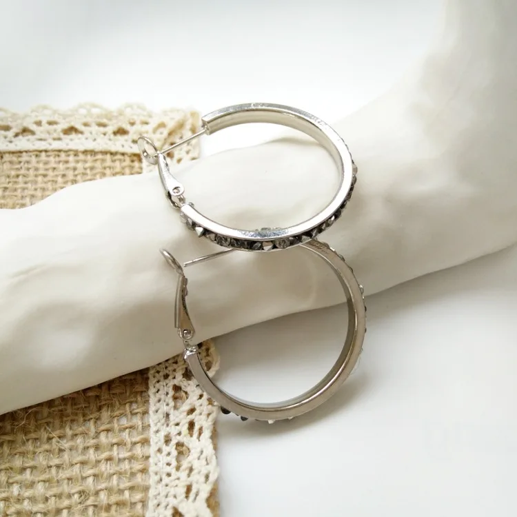 

C Shape Cubic Zircon Shiny Round Earrings Beautiful Street Snap Hoop earrings