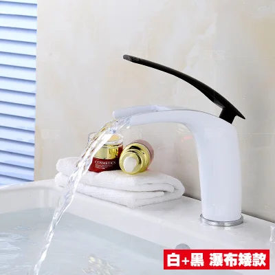 

Copper American Faucet Faucet Bathroom Faucet Black Vintage Copper Wash Basin European Basin on The Basin Plus A High Faucet H-2