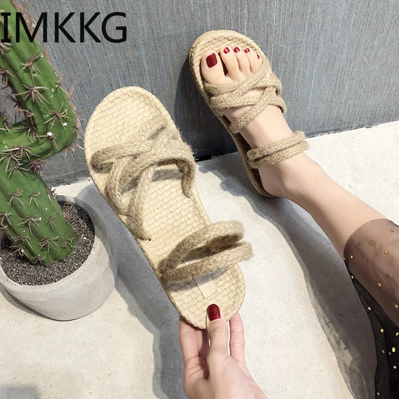 

2019 Hemp Rope Lace up Cross-tie Flat Sandals Women Slip on Beach Sandals Slingbacks Cuts-out Women Flat Sandals Shoes S80105