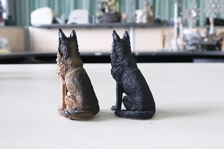 Simulation German Shepherd Model Shepherd Wolf Dog Black Back Car Decoration Resin Crafts Figurines Miniatures Decoration Crafts