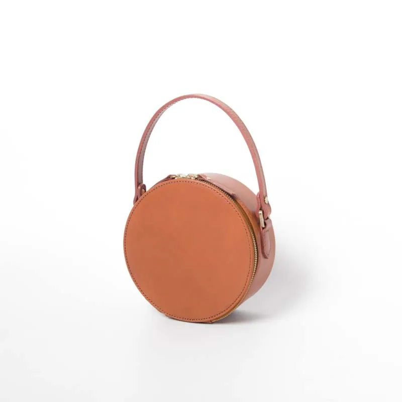 

hanxia 2018 new Cowhide round female cow leather mini single shoulder with small round women bag.