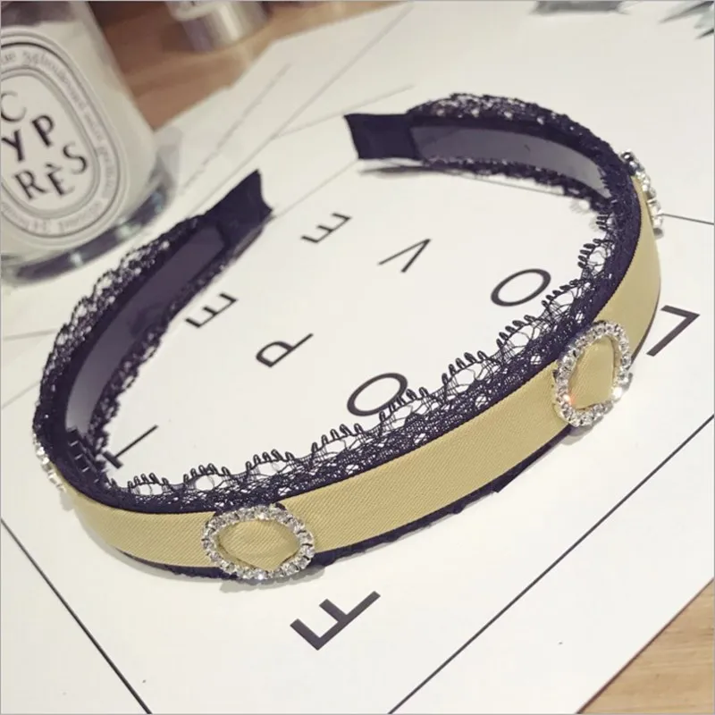 New simple hair accessories solid color fabric ring with teeth anti-slip light plate hairband headband hair accessories women New simple hair accessories solid color fabric ring with teeth anti-slip light plate hairband headband hair accessories women