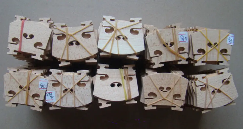 

Violin part,60pcs high grade 4/4 violin bridges fine maple laser precise