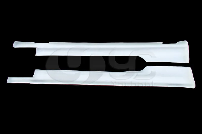 1999-2002 Nissan Skyline R34 GTR Nismo Z-Tune Style Side Skirts New Mould FRP (11).jpg