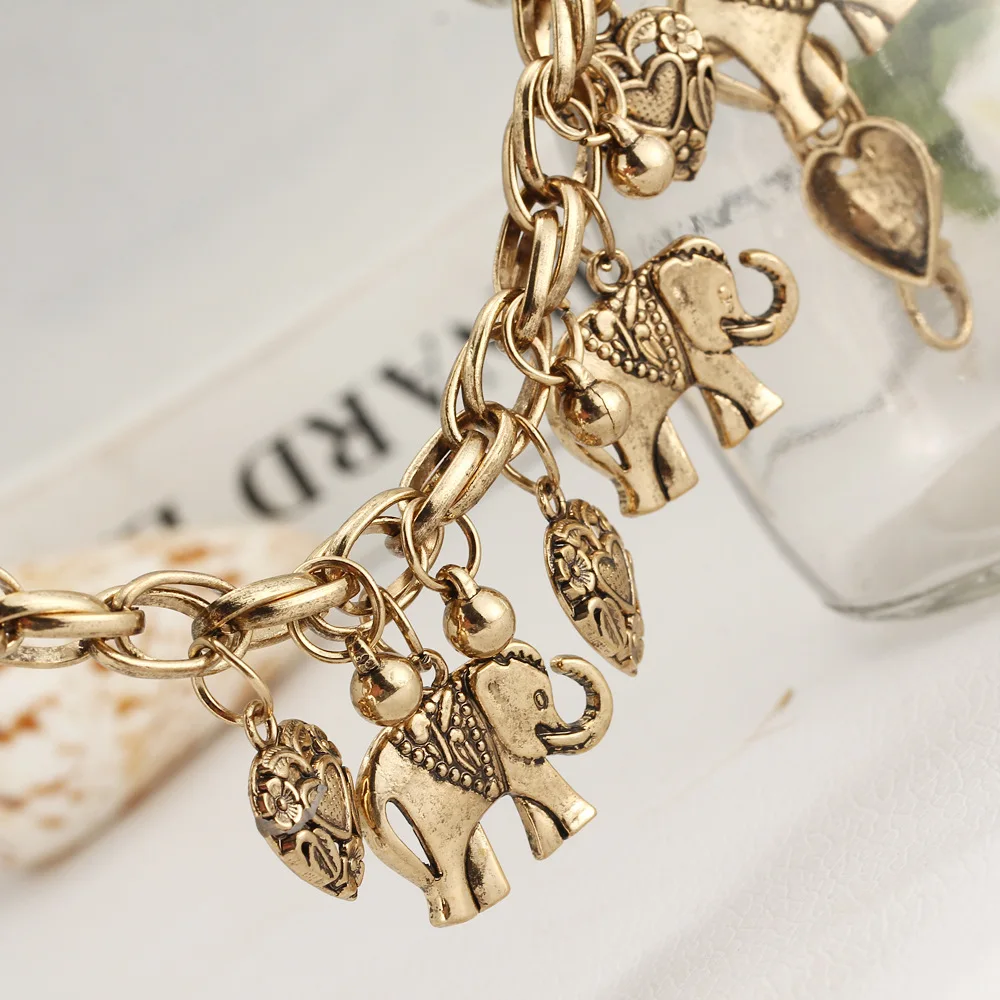 3899820185_793437558