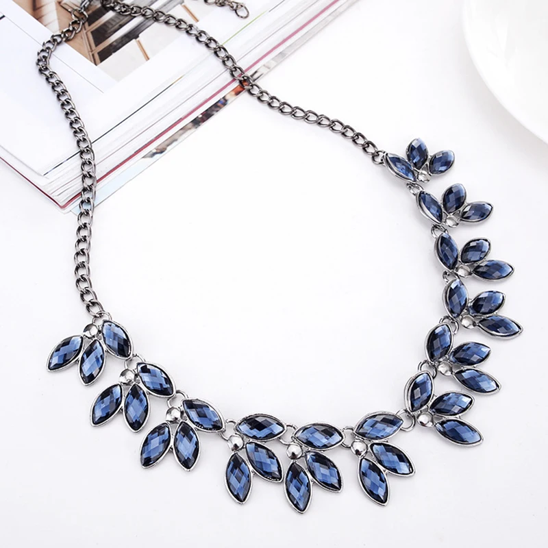 Женское Ожерелье с темно-синими кристаллами, короткое ожерелье в форме листьев для женщин, вечерние ювелирные изделия, аксессуары для свадьбы