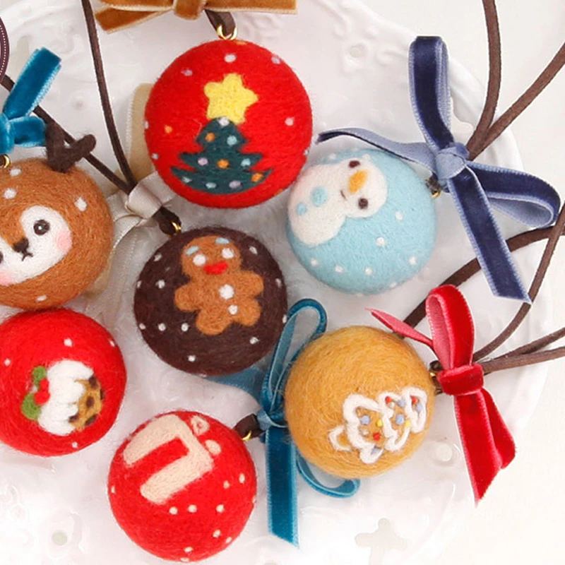 DIY Needle Felting Materail Package (with tools) for Cartoon Christmas Decoration Hand Spinning Fun Doll Needlework Raw Crafts