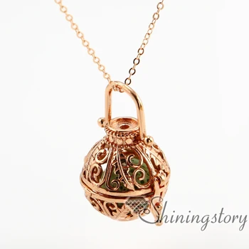 

leaf openwork diffuser necklace diffuser lockets wholesale aromatherapy diffuser necklace essential oil locket metal