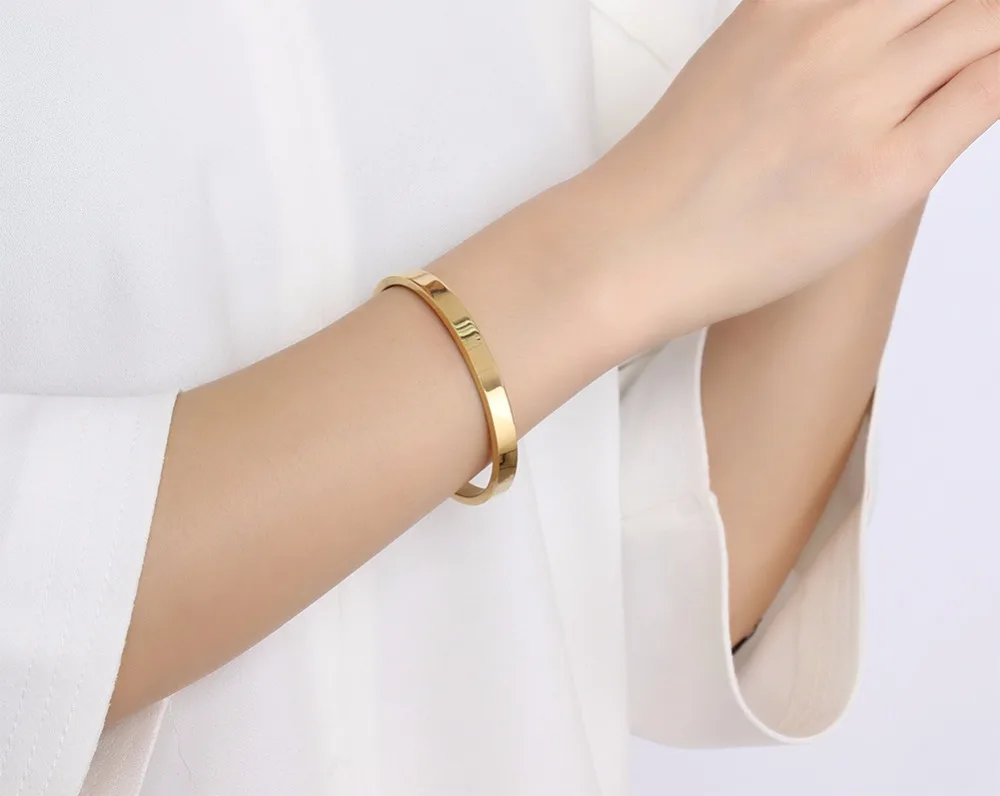 OTB302-MODEL-IMG_9043-R