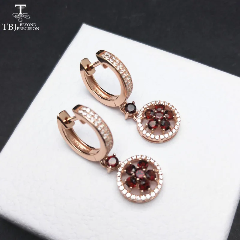 TBJ,High quality Clasp earring with natural Red ,classic design