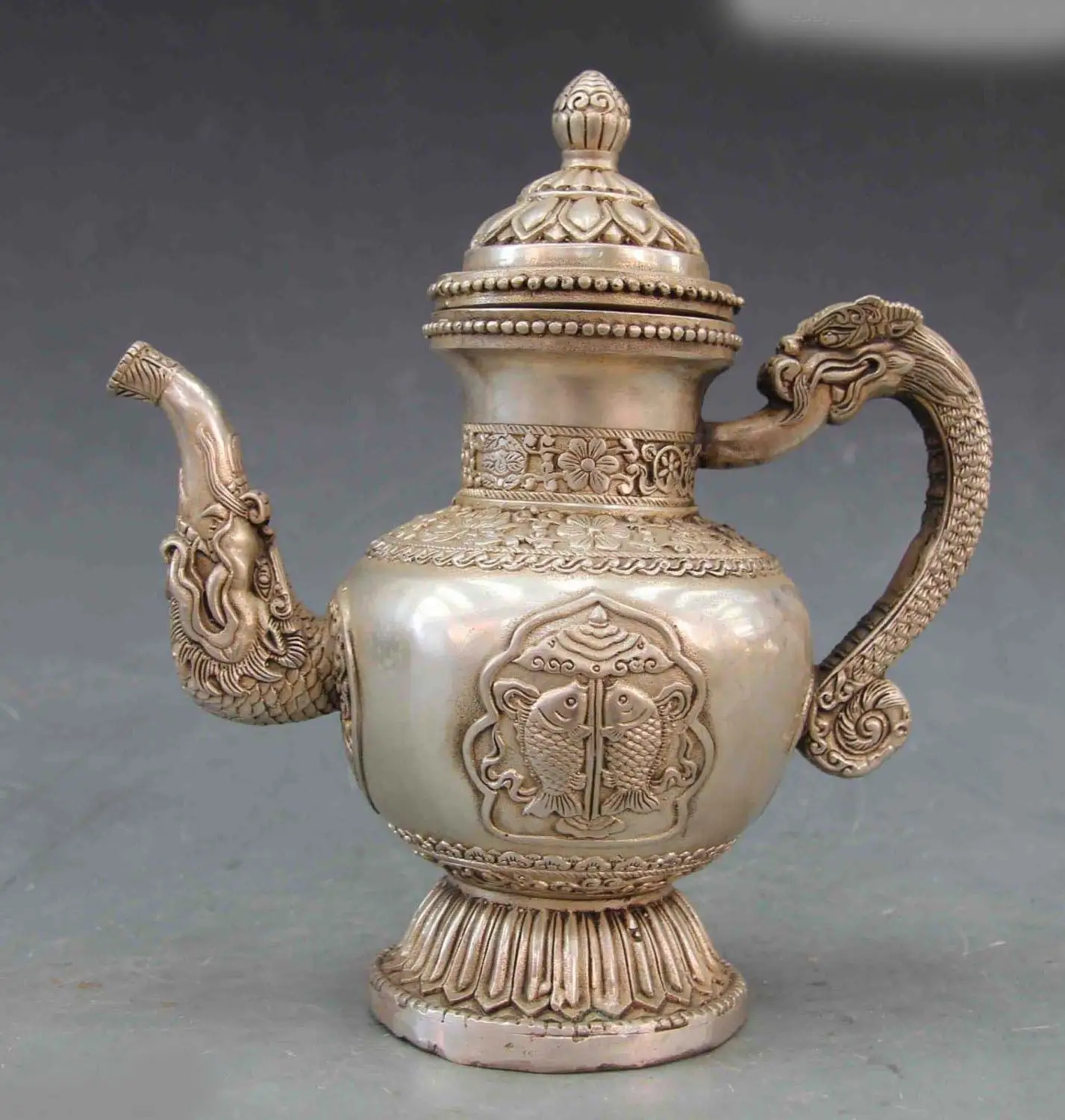 Tibet White Copper Copper Silver Two Fish Dragon Flagon Kettle Teapot