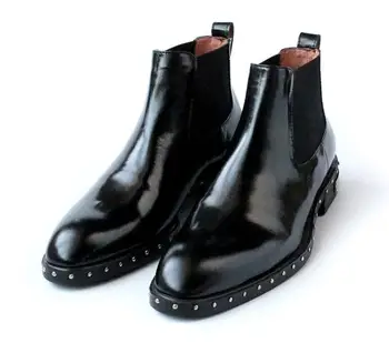 

Hand rivets bottom smooth pointed toe patent leather ankle boots elastic band fashion men Chelsea short boots