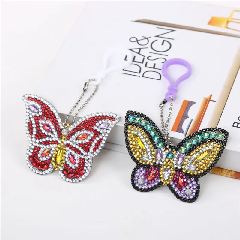 

2pcs butterfly Crystal pattern Diamond Embroidery 5D DIY Diamond Painting Key Chain Sticker Double Sided Christmas Decoration