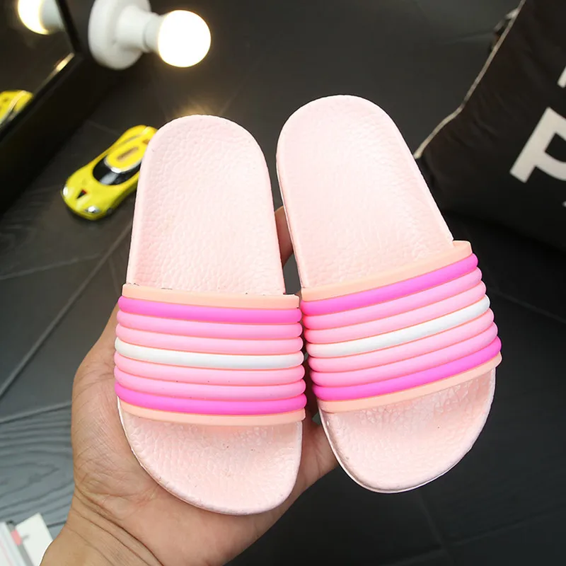 Детские тапочки для девочек; цветные домашние тапочки в полоску; летние детские сандалии в Корейском стиле; Вьетнамки для мальчиков; нескользящая обувь для ванной
