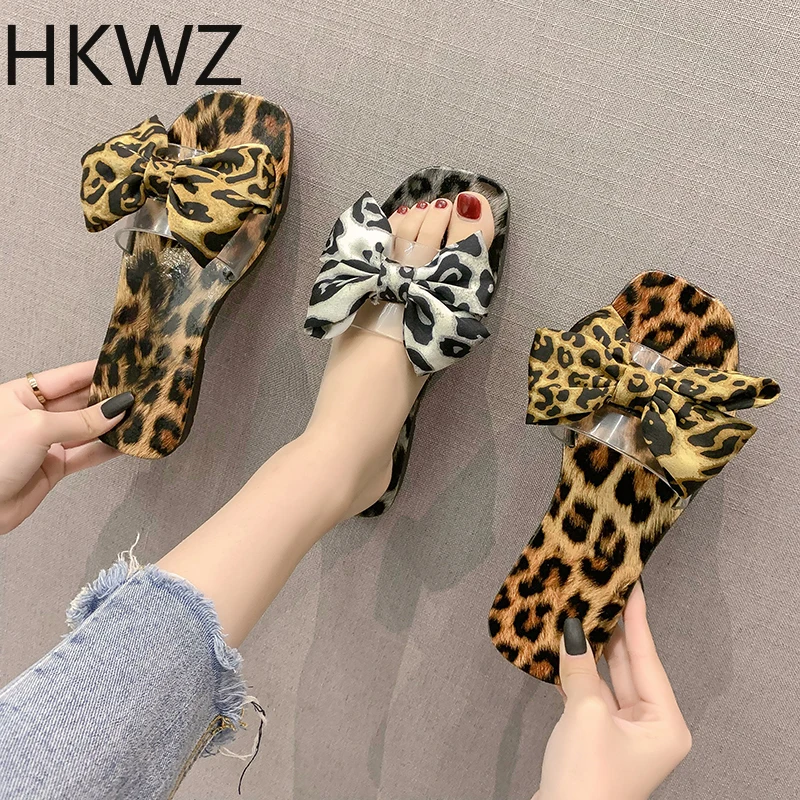 

2019 summer brand new leopard color pin-toe fashion wear flat slippers female sweet bow beach slippers women sandals Size 36-40