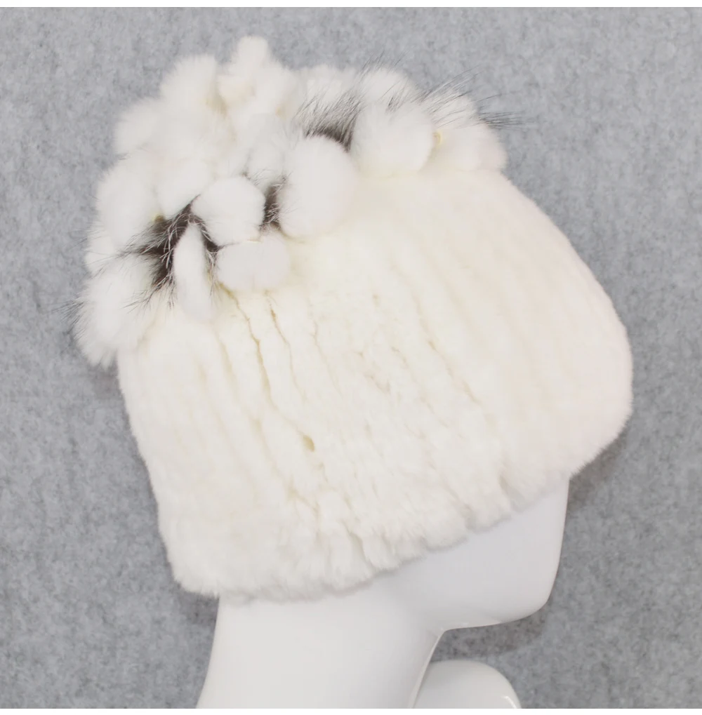 Лидер продаж Настоящий мех кролика Skullies шапочки шапки для женщин Повседневное Теплые ручной вязки кролика рекс мех животных кепки цветок натуральны